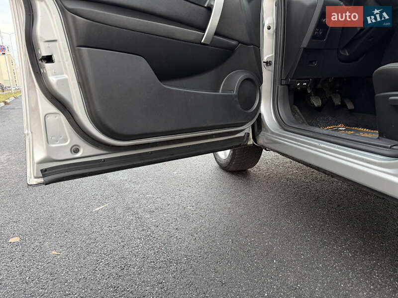 Позашляховик / Кросовер Nissan Qashqai+2 2010 в Вінниці