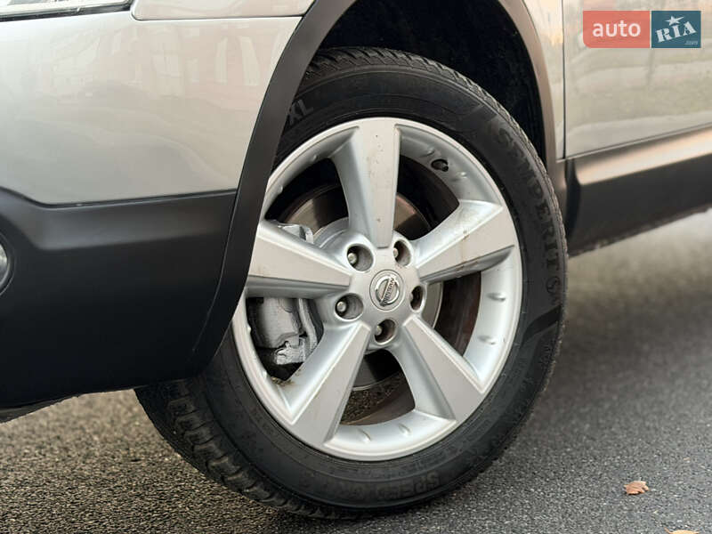 Позашляховик / Кросовер Nissan Qashqai+2 2010 в Вінниці