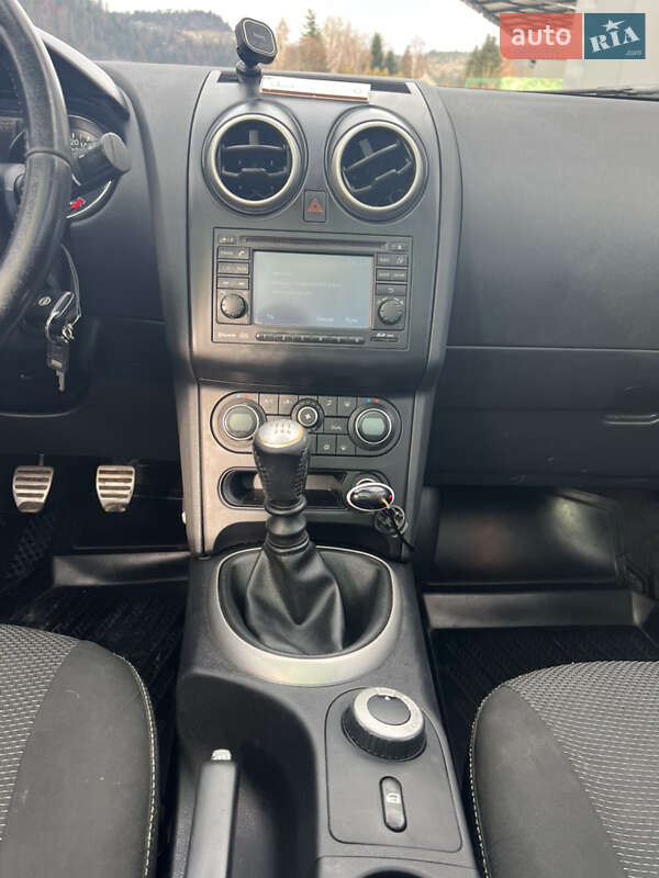 Внедорожник / Кроссовер Nissan Qashqai+2 2011 в Яремче