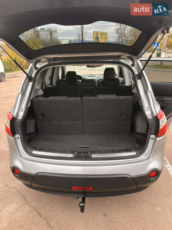 Позашляховик / Кросовер Nissan Qashqai+2 2012 в Житомирі