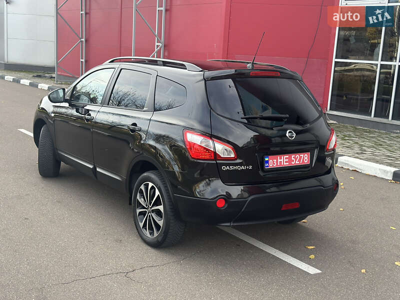 Внедорожник / Кроссовер Nissan Qashqai+2 2013 в Киеве