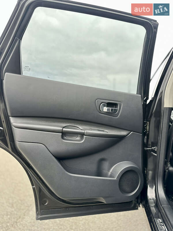 Внедорожник / Кроссовер Nissan Qashqai+2 2013 в Киеве