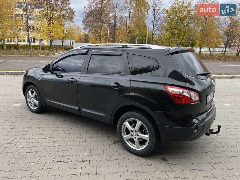 Позашляховик / Кросовер Nissan Qashqai+2 2012 в Білій Церкві фото 12 Позашляховик / Кросовер Nissan Qashqai+2 2012 в Білій Церкві