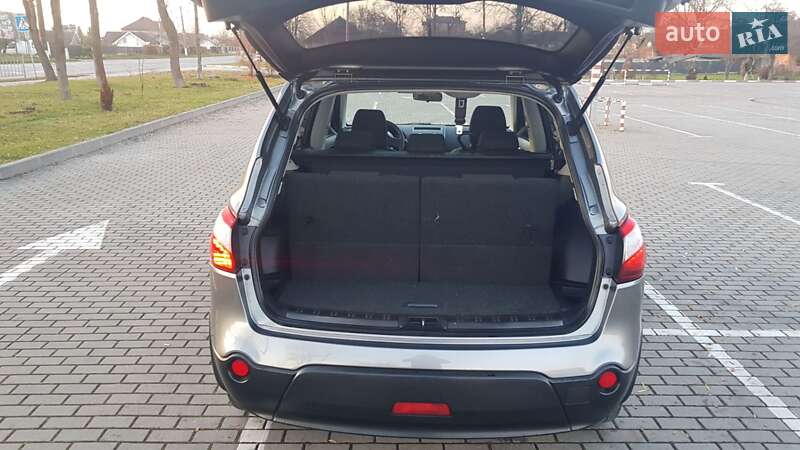 Внедорожник / Кроссовер Nissan Qashqai+2 2011 в Коломые фото 25 Внедорожник / Кроссовер Nissan Qashqai+2 2011 в Коломые