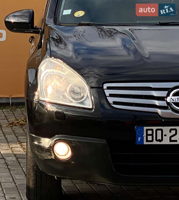 Внедорожник / Кроссовер Nissan Qashqai+2 2010 в Ровно фото 4 Внедорожник / Кроссовер Nissan Qashqai+2 2010 в Ровно