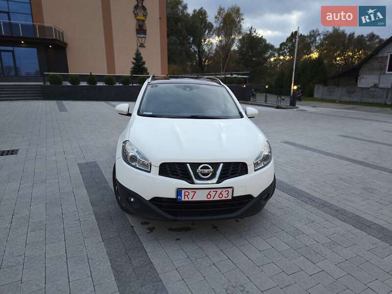 Позашляховик / Кросовер Nissan Qashqai+2 2010 в Львові фото 5 Позашляховик / Кросовер Nissan Qashqai+2 2010 в Львові