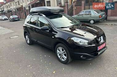 Позашляховик / Кросовер Nissan Qashqai+2 2012 в Рівному