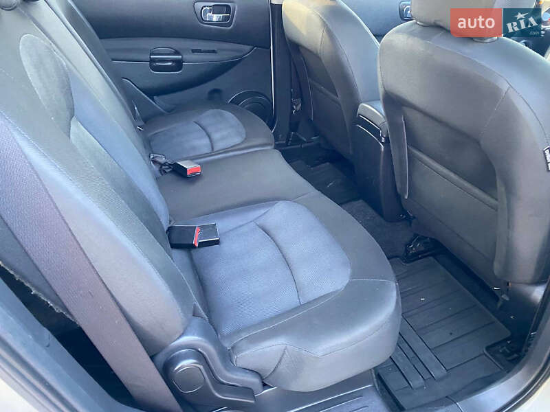 Внедорожник / Кроссовер Nissan Qashqai+2 2011 в Полтаве