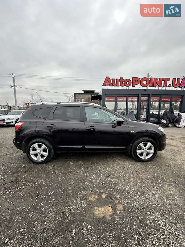 Внедорожник / Кроссовер Nissan Qashqai+2 2011 в Белогородке