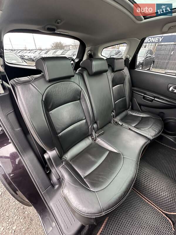 Внедорожник / Кроссовер Nissan Qashqai+2 2011 в Белогородке