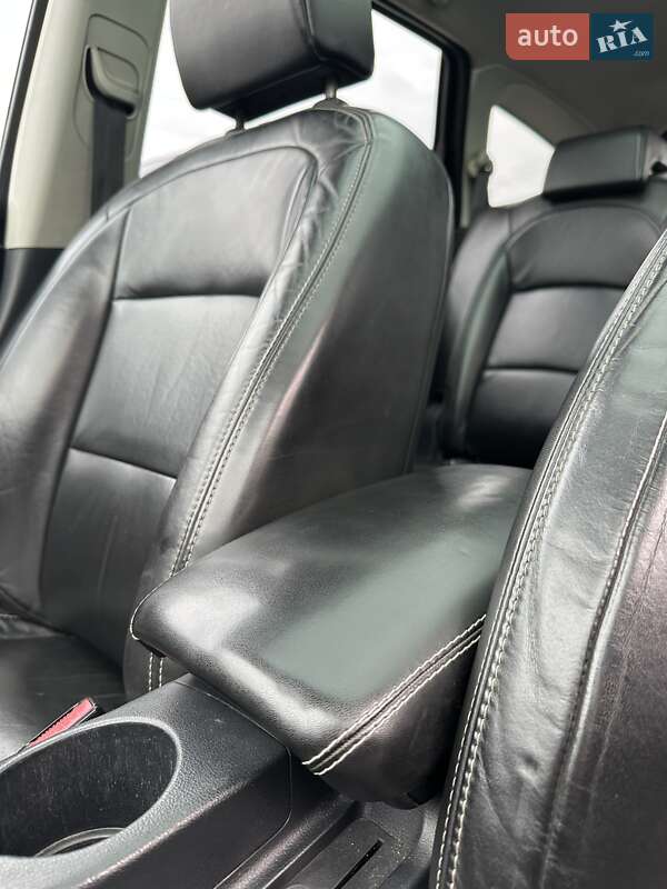 Внедорожник / Кроссовер Nissan Qashqai+2 2011 в Белогородке