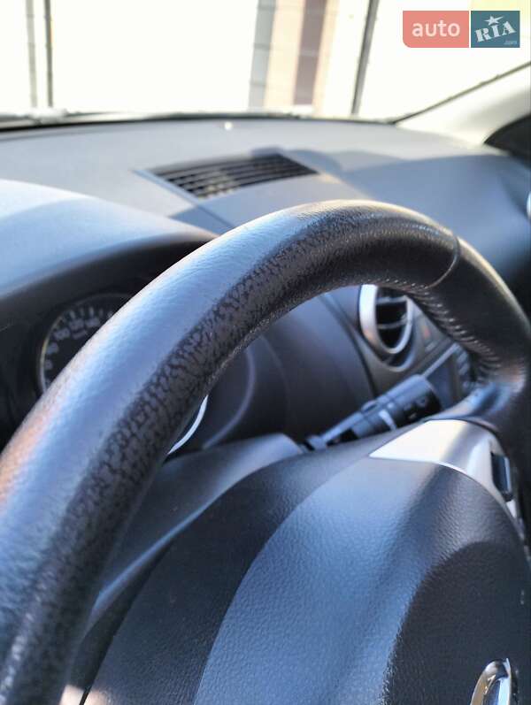 Внедорожник / Кроссовер Nissan Qashqai+2 2010 в Каменском фото 57 Внедорожник / Кроссовер Nissan Qashqai+2 2010 в Каменском