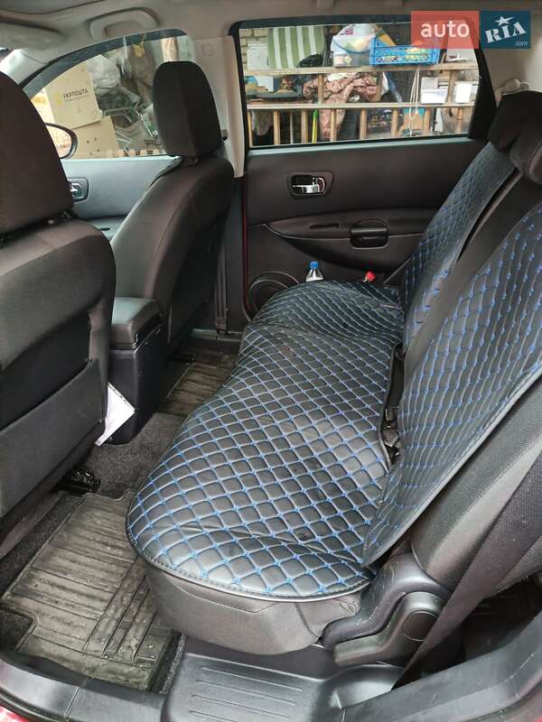 Внедорожник / Кроссовер Nissan Qashqai+2 2010 в Ирпене