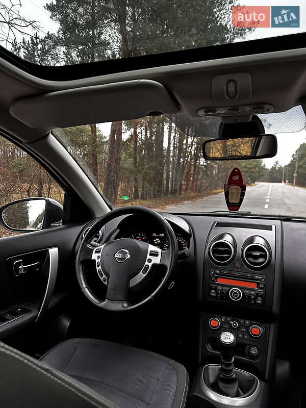 Внедорожник / Кроссовер Nissan Qashqai+2 2010 в Славуте