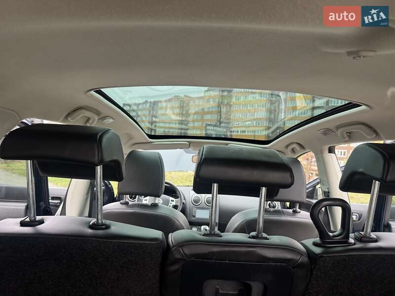 Внедорожник / Кроссовер Nissan Qashqai+2 2011 в Ровно фото 46 Внедорожник / Кроссовер Nissan Qashqai+2 2011 в Ровно