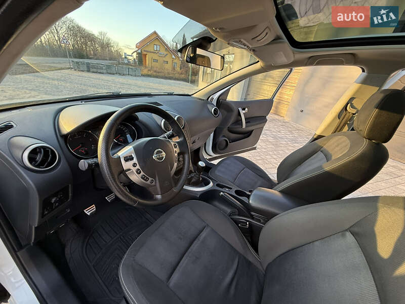 Позашляховик / Кросовер Nissan Qashqai+2 2012 в Коломиї
