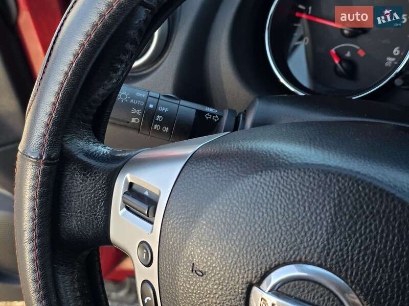 Внедорожник / Кроссовер Nissan Qashqai+2 2010 в Тернополе фото 38 Внедорожник / Кроссовер Nissan Qashqai+2 2010 в Тернополе