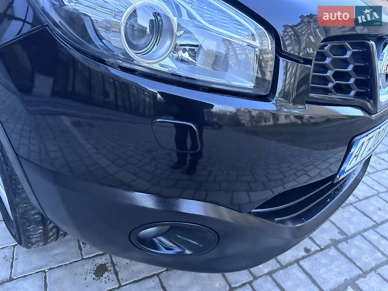 Внедорожник / Кроссовер Nissan Qashqai+2 2010 в Ивано-Франковске