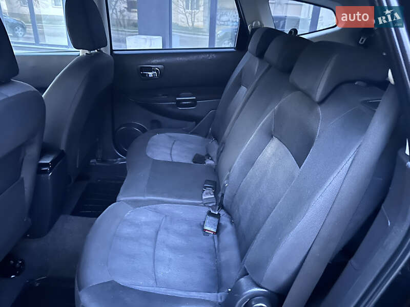 Внедорожник / Кроссовер Nissan Qashqai+2 2010 в Ивано-Франковске