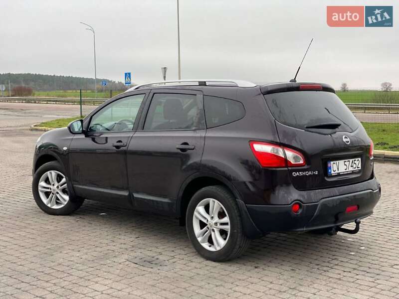 Внедорожник / Кроссовер Nissan Qashqai+2 2010 в Звягеле фото 5 Внедорожник / Кроссовер Nissan Qashqai+2 2010 в Звягеле