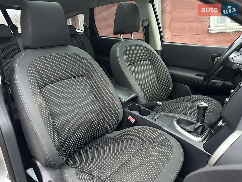 Внедорожник / Кроссовер Nissan Qashqai+2 2010 в Коломые