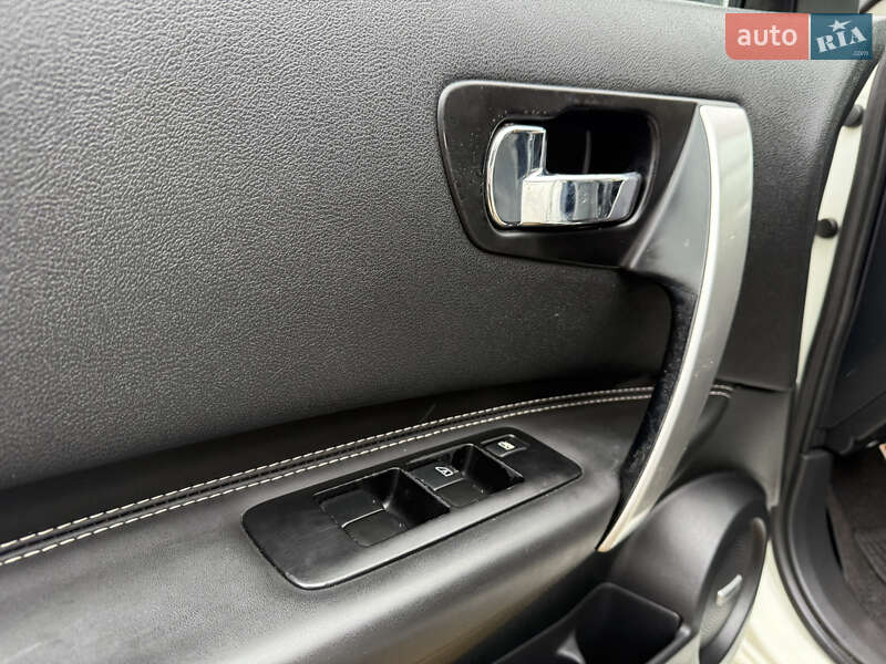 Внедорожник / Кроссовер Nissan Qashqai+2 2013 в Коломые