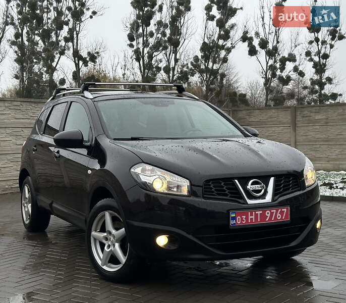 Внедорожник / Кроссовер Nissan Qashqai+2 2010 в Луцке