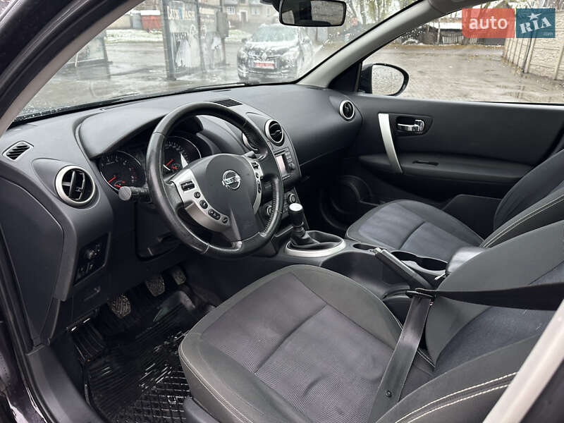 Внедорожник / Кроссовер Nissan Qashqai+2 2010 в Луцке