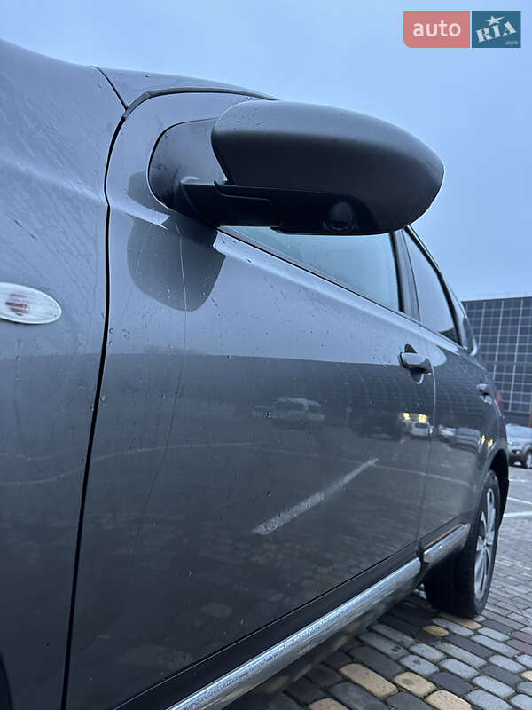 Позашляховик / Кросовер Nissan Qashqai+2 2012 в Луцьку фото 9 Позашляховик / Кросовер Nissan Qashqai+2 2012 в Луцьку