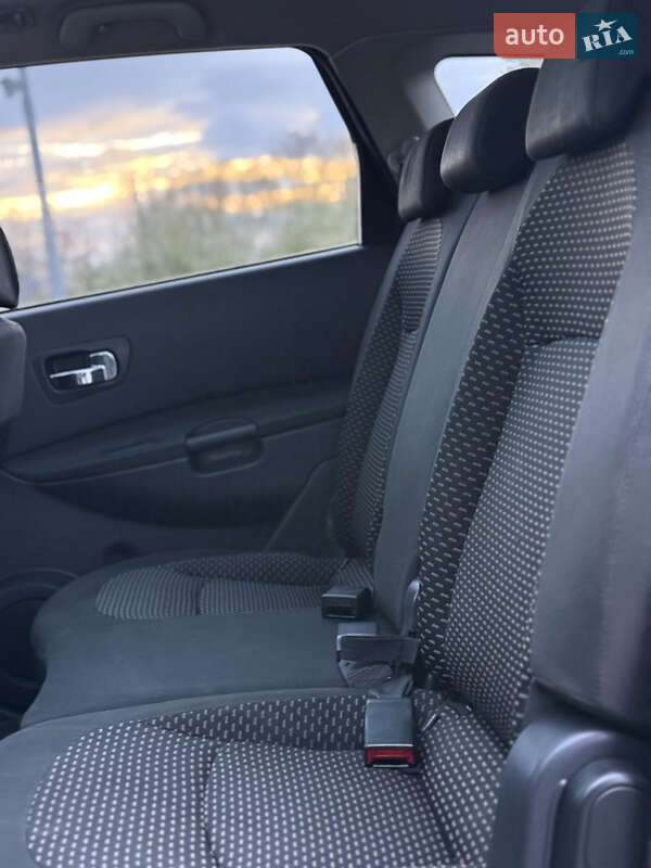 Внедорожник / Кроссовер Nissan Qashqai+2 2009 в Самборе