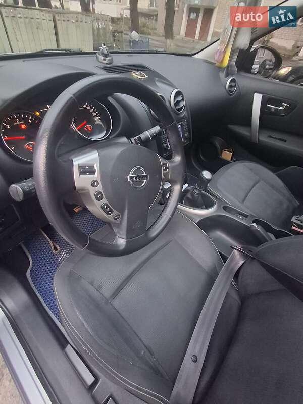 Позашляховик / Кросовер Nissan Qashqai+2 2010 в Старокостянтинові