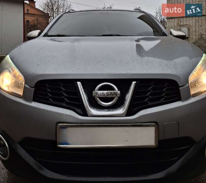 Позашляховик / Кросовер Nissan Qashqai+2 2010 в Старокостянтинові