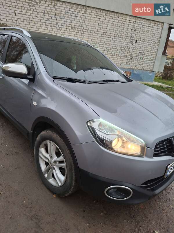 Позашляховик / Кросовер Nissan Qashqai+2 2010 в Старокостянтинові