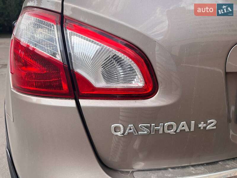 Внедорожник / Кроссовер Nissan Qashqai+2 2010 в Киеве