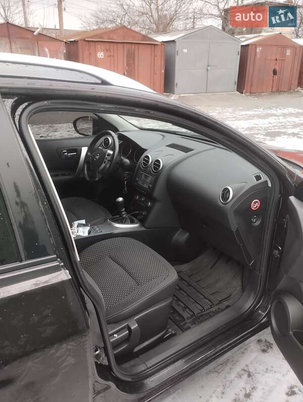 Внедорожник / Кроссовер Nissan Qashqai+2 2009 в Казатине