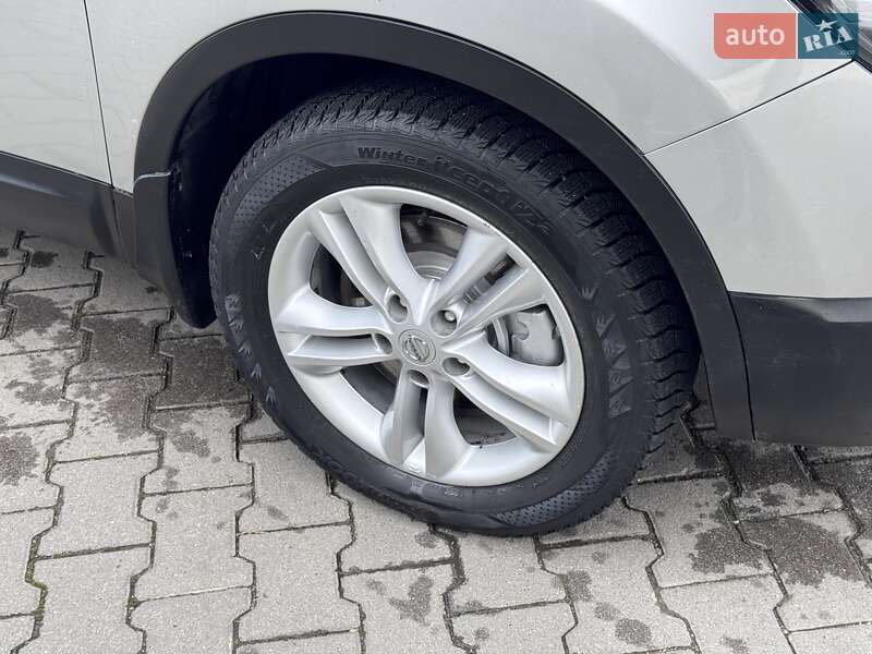 Позашляховик / Кросовер Nissan Qashqai+2 2011 в Хмельницькому