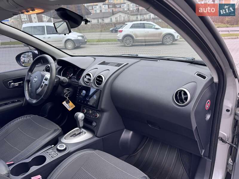 Позашляховик / Кросовер Nissan Qashqai+2 2011 в Хмельницькому