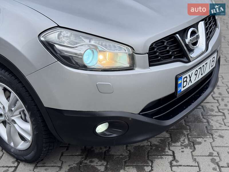 Позашляховик / Кросовер Nissan Qashqai+2 2011 в Хмельницькому