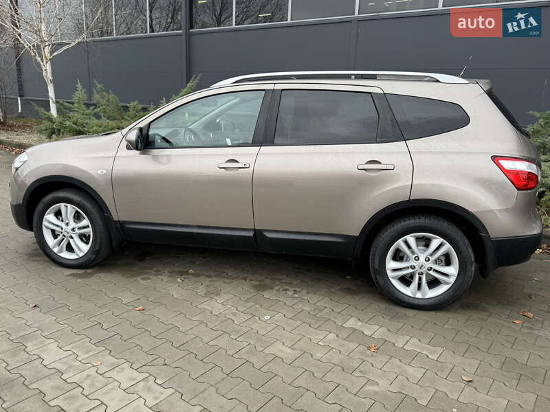 Внедорожник / Кроссовер Nissan Qashqai+2 2011 в Белой Церкви