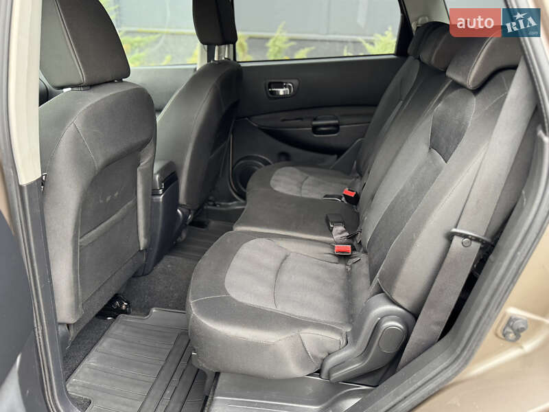 Внедорожник / Кроссовер Nissan Qashqai+2 2011 в Белой Церкви