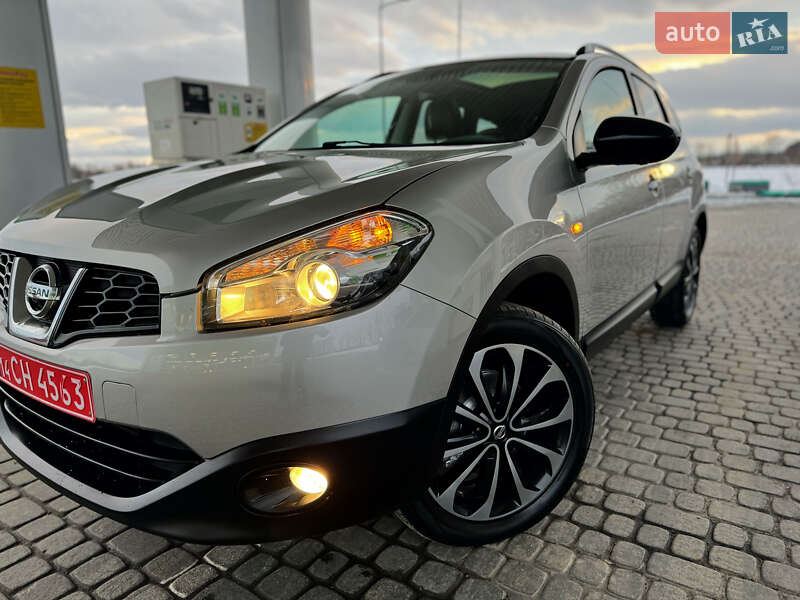 Позашляховик / Кросовер Nissan Qashqai+2 2013 в Стрию