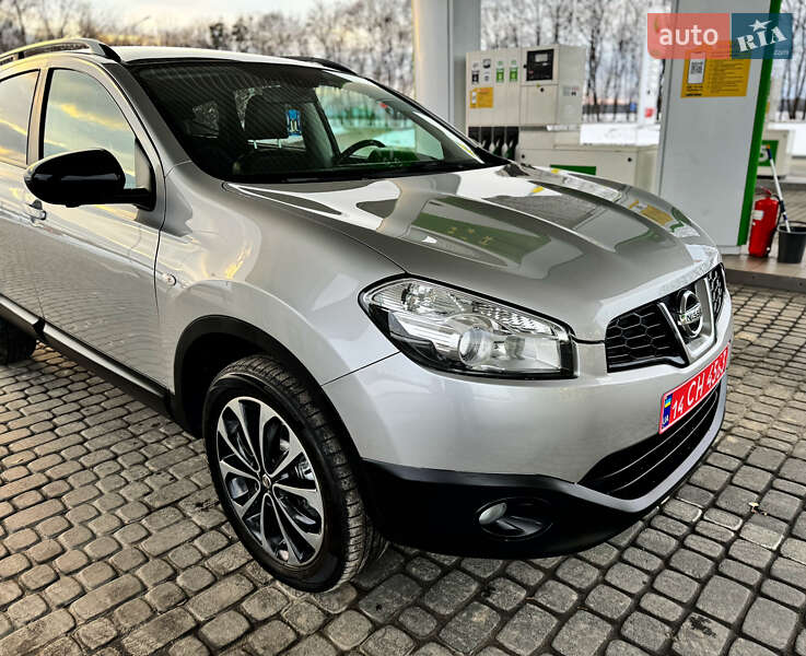 Позашляховик / Кросовер Nissan Qashqai+2 2013 в Стрию