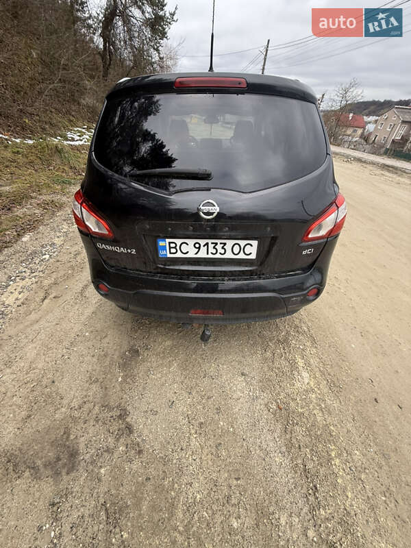 Позашляховик / Кросовер Nissan Qashqai+2 2010 в Миколаєві