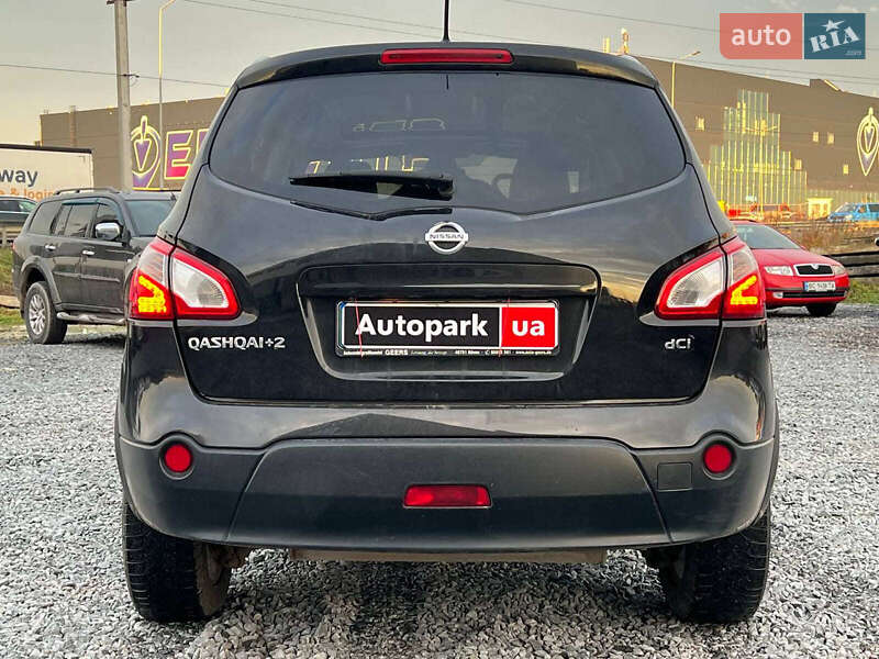 Позашляховик / Кросовер Nissan Qashqai+2 2012 в Львові