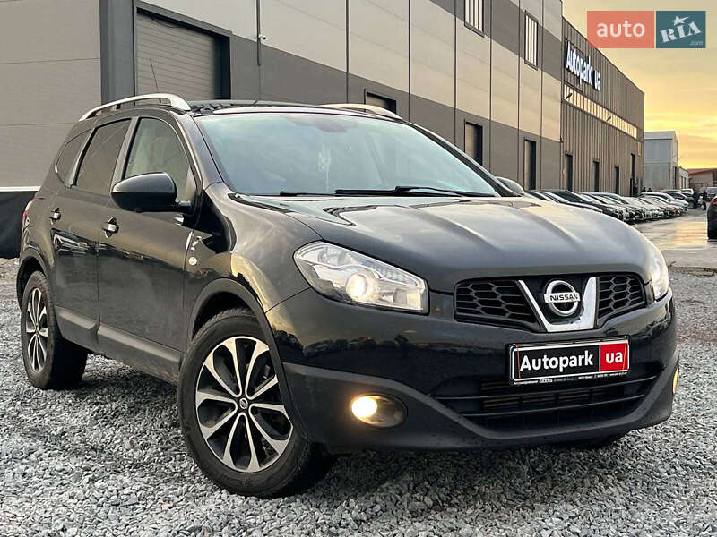 Позашляховик / Кросовер Nissan Qashqai+2 2012 в Львові