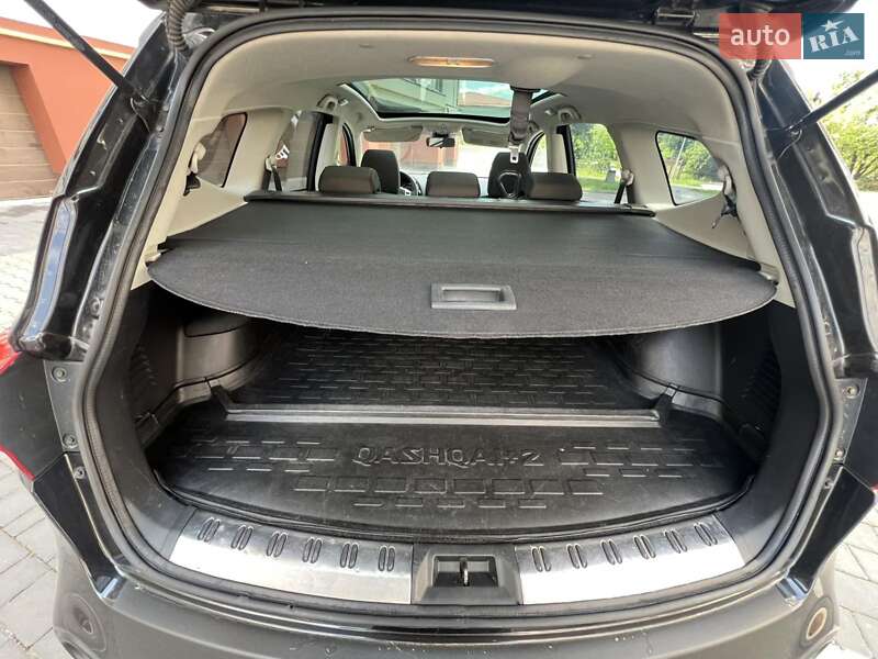 Внедорожник / Кроссовер Nissan Qashqai+2 2010 в Ивано-Франковске