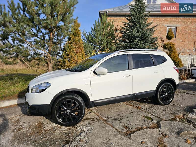 Позашляховик / Кросовер Nissan Qashqai+2 2010 в Новому Розділі фото 4 Позашляховик / Кросовер Nissan Qashqai+2 2010 в Новому Розділі