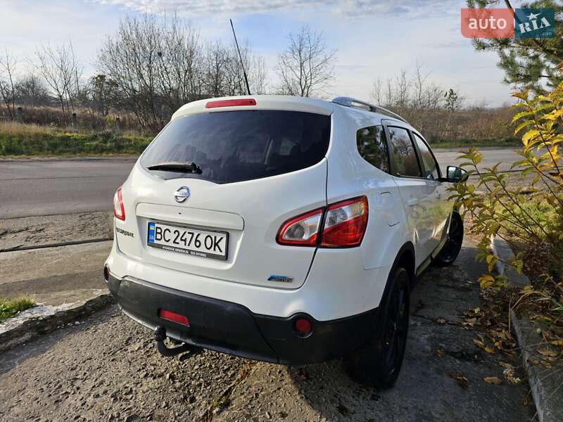 Позашляховик / Кросовер Nissan Qashqai+2 2010 в Новому Розділі фото 14 Позашляховик / Кросовер Nissan Qashqai+2 2010 в Новому Розділі
