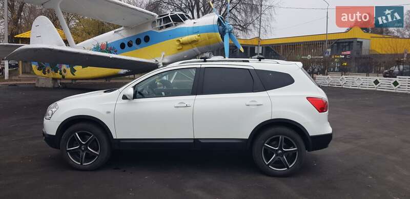 Внедорожник / Кроссовер Nissan Qashqai+2 2009 в Гостомеле