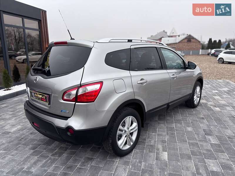 Позашляховик / Кросовер Nissan Qashqai+2 2010 в Коломиї